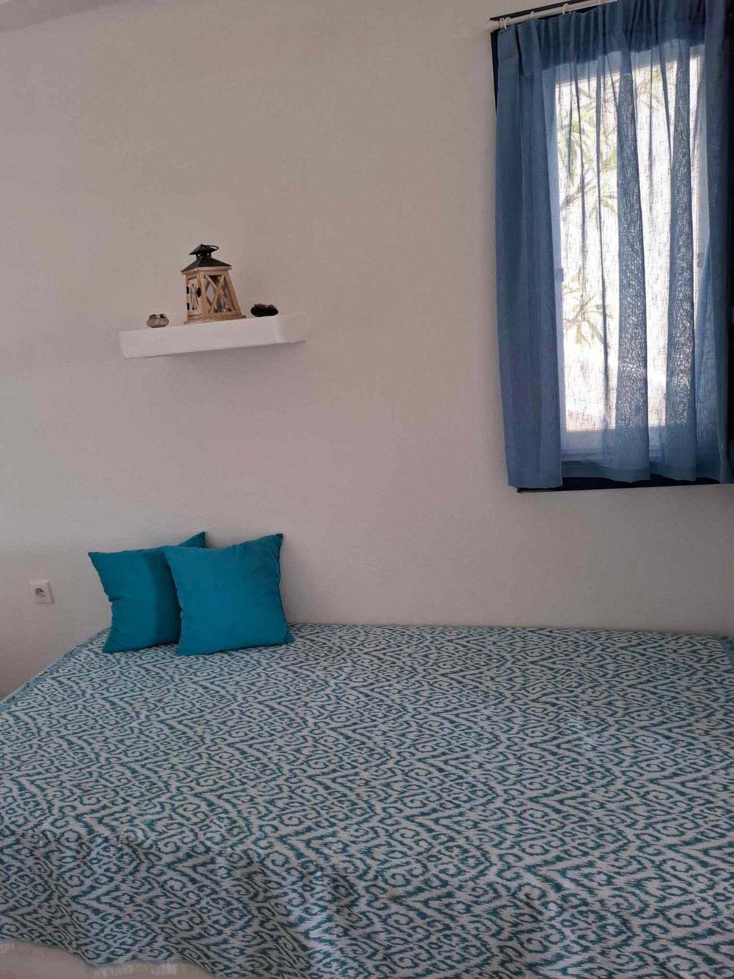 Vrahos Rooms - Studios Alopronia Exterior photo